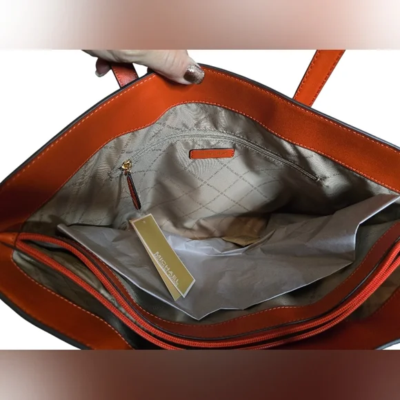 NWT Michael Kors Jet Set 2-in-1 Pebbled Leather & Logo Tote – Red Clay - Picture 6 of 10